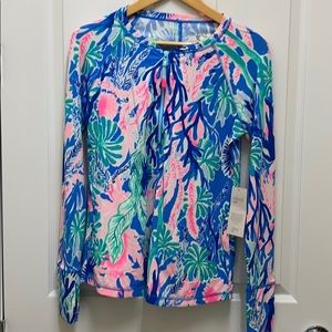 Lily Pulitzer popover top with tags